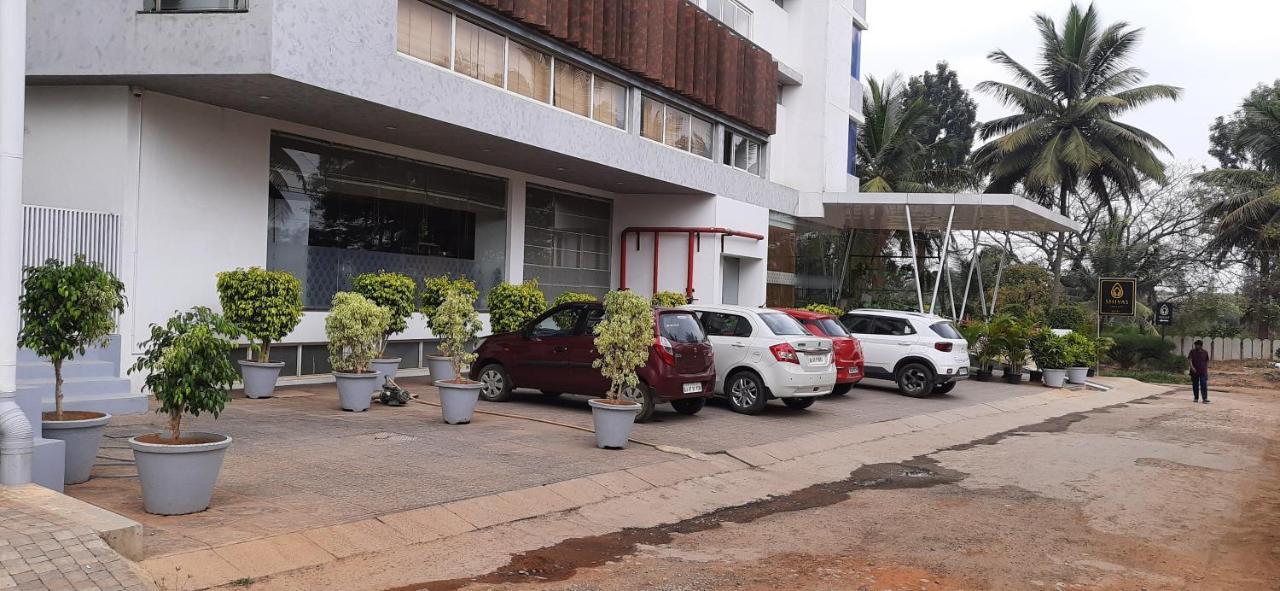 Готель Shivas Gateway Devanahalli Екстер'єр фото