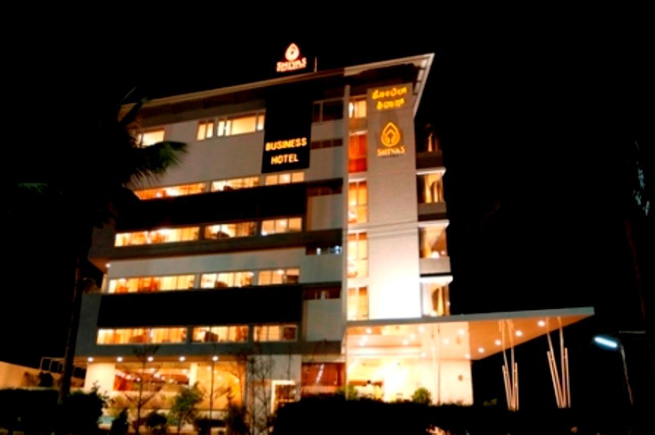 Готель Shivas Gateway Devanahalli Екстер'єр фото