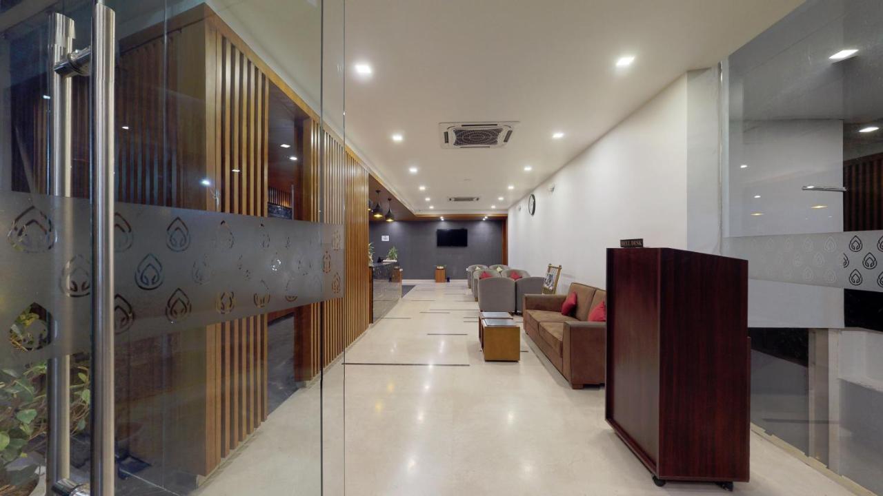 Готель Shivas Gateway Devanahalli Екстер'єр фото